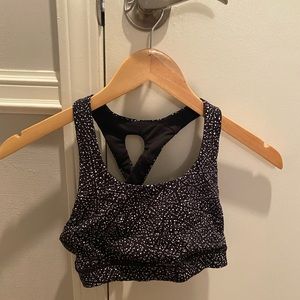 LULULEMON sports bra
